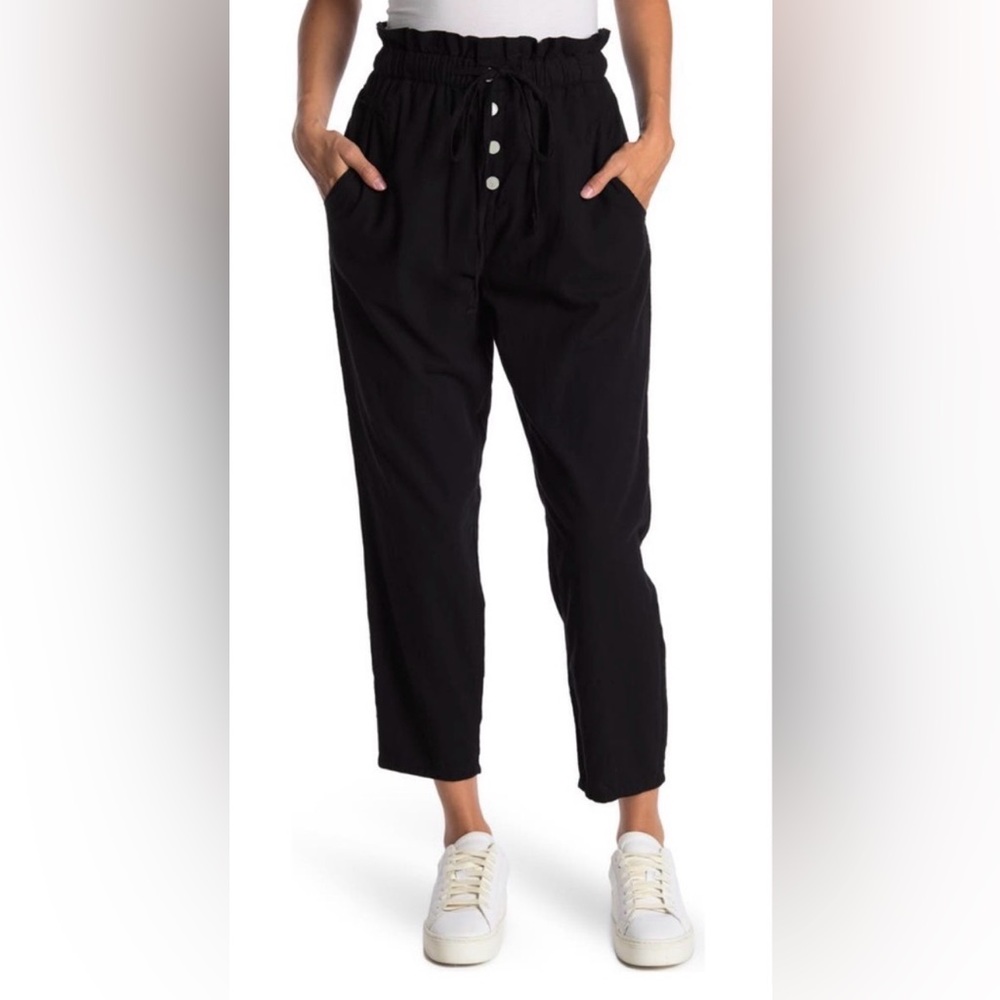 BlankNYC | Paperbag Waist Button Front Ankle Length Straight Leg Casual Pants